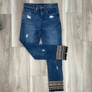 Blank NYC high rise tapered embroidered pom pom jeans size 24